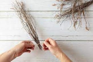 Pagan Crafts: How to make a Simple Besom