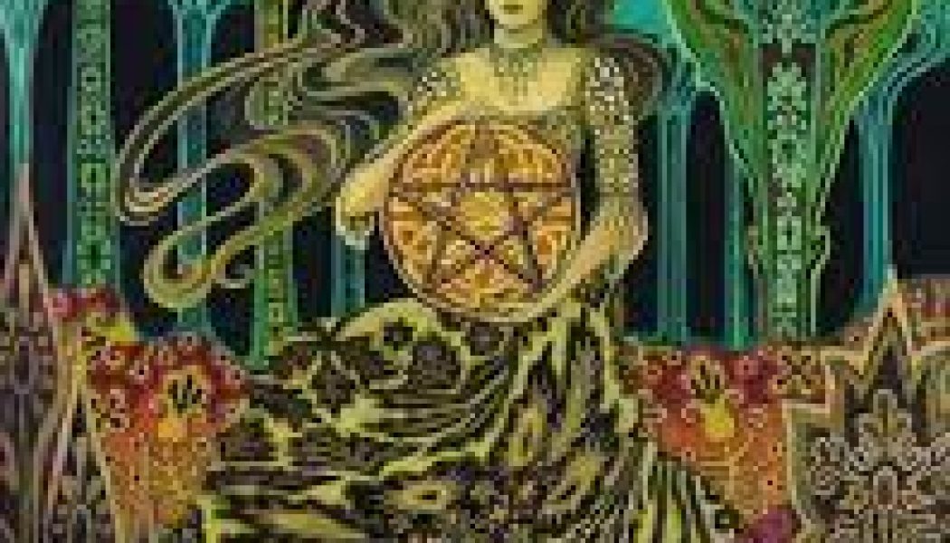 QUEEN OF PENTACLES