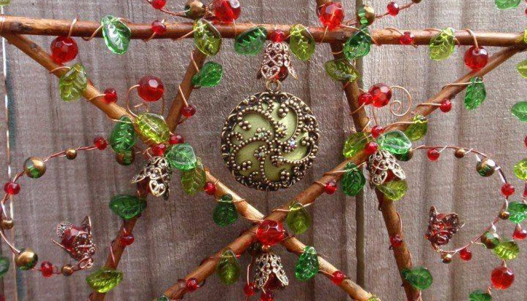 Yule Decorations